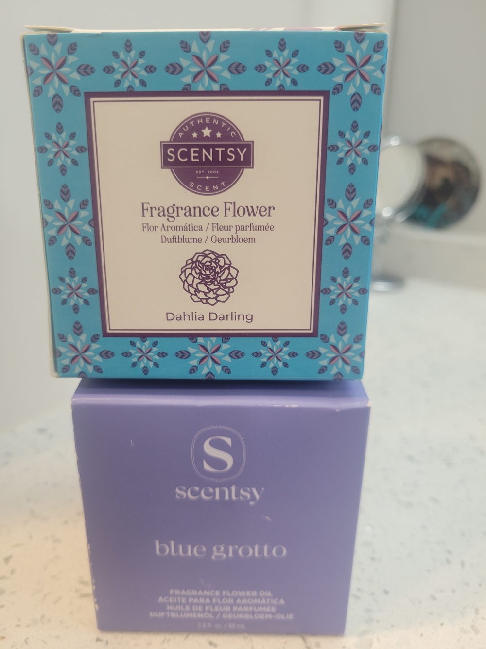 Scentsy Fragrance Flowers — Blue & Lavender Duo